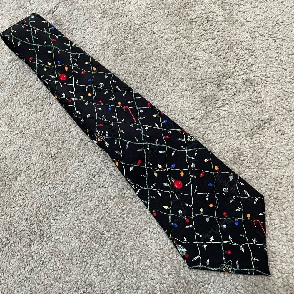 Nicole Miller Christmas Lights 100% Silk Tie